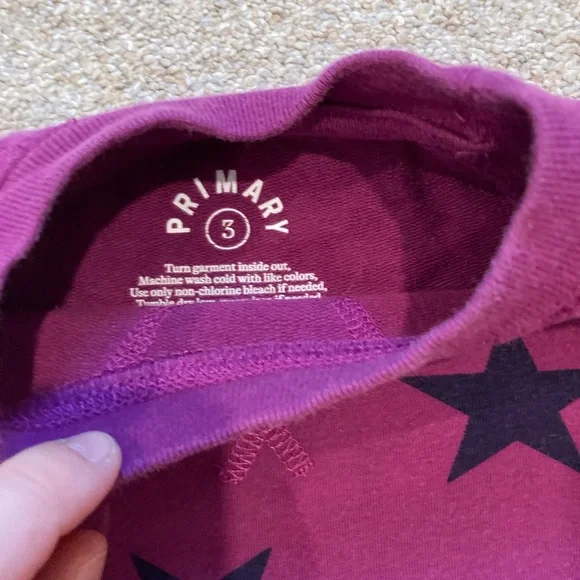 Primary Sweatshirt, purple with stars, size 3 - Picture 2 of 3